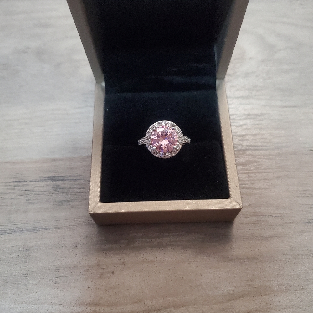 Pink gemstone ring - Picture 6 of 7